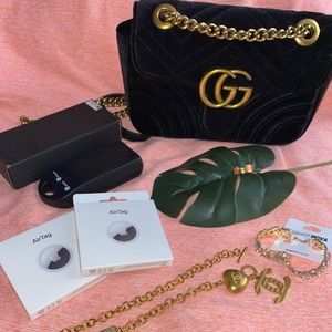 Fashion bag and free stuff